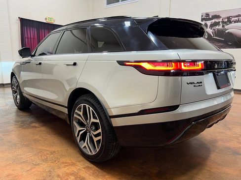 Used 2020 Land Rover Range Rover Velar R-Dynamic S image 7