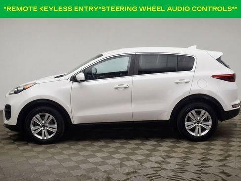 Used 2018 Kia Sportage LX FWD image 11