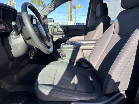 Certified 2019 Chevrolet Silverado 1500 Custom w/ Custom Value Package image 15