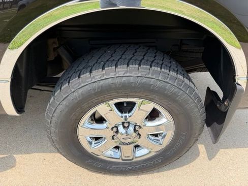 Used 2014 Ford F150 XLT w/ Equipment Group 302A Luxury AWD/4WD image 13