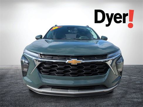 Certified 2025 Chevrolet Trax LT image 9