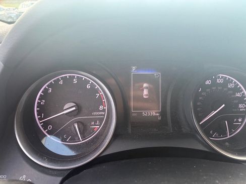 Used 2022 Toyota Camry SE FWD image 10