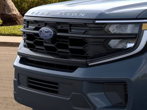 New 2026 Ford Expedition Max Active image 17
