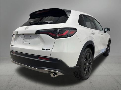New 2027 Honda HR-V Sport image 5