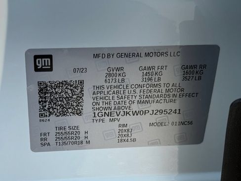 Used 2023 Chevrolet Traverse RS AWD/4WD image 31