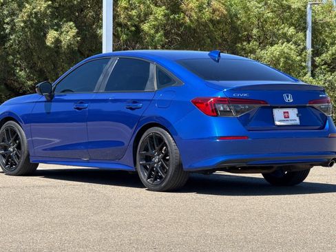 Used 2022 Honda Civic Sport image 6