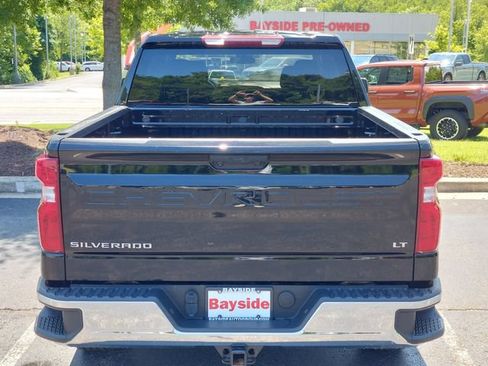 Used 2023 Chevrolet Silverado 1500 LT AWD/4WD image 19