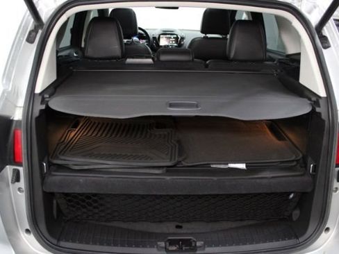 Used 2014 Ford C-MAX Energi SEL w/ Equipment Group 303A FWD image 27