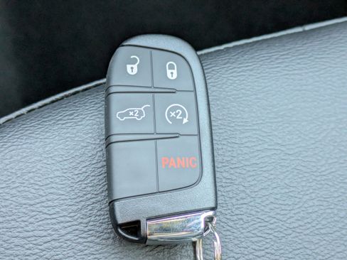 New 2026 Jeep Compass Limited image 34