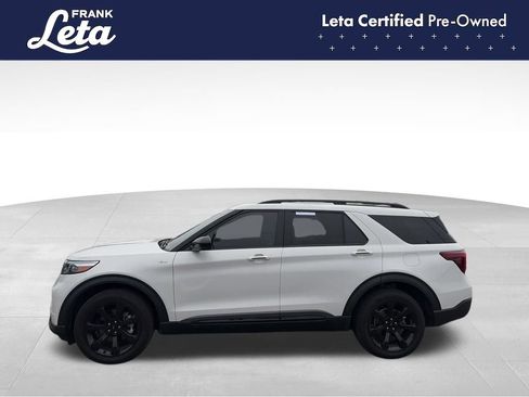 Used 2024 Ford Explorer ST-Line w/ Class IV Trailer Tow Package AWD/4WD image 3