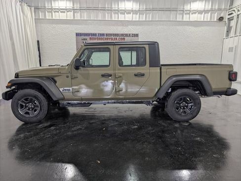 New 2026 Jeep Gladiator Sport image 28