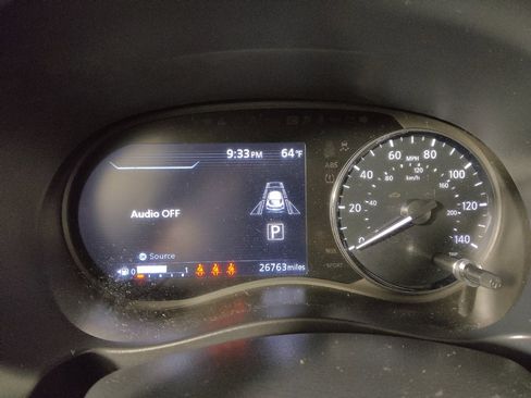 Used 2023 Nissan Kicks SR w/ SR Premium Package FWD image 23