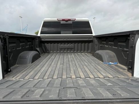 Used 2024 Chevrolet Silverado 2500 High Country w/ Technology Package AWD/4WD image 6