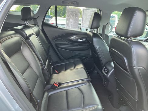 Used 2021 GMC Terrain SLT w/ Elevation Edition FWD image 33