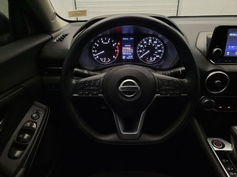 Used 2020 Nissan Sentra S FWD image 22