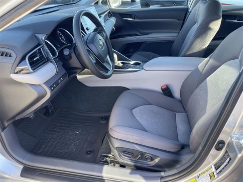Used 2023 Toyota Camry LE image 8