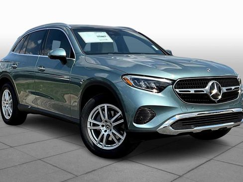 New 2026 Mercedes-Benz GLC 300 image 2