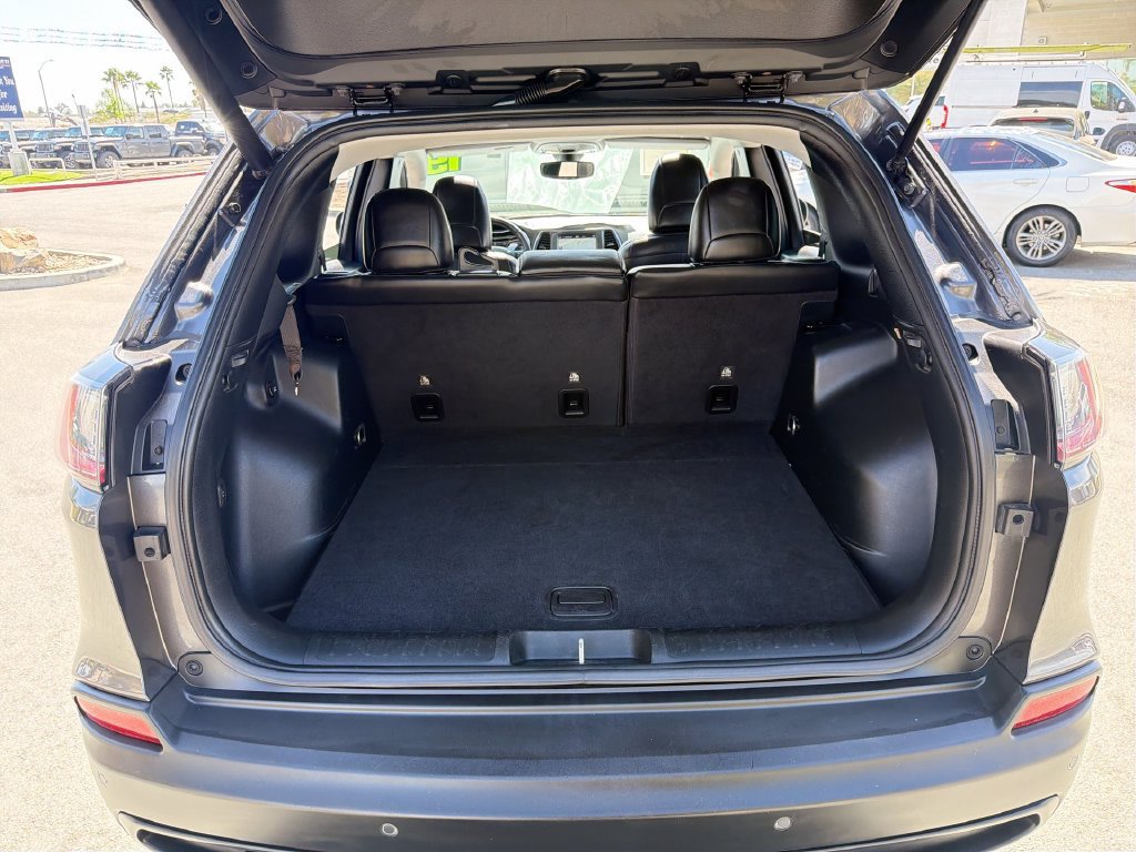 Certified 2019 Jeep Cherokee Trailhawk AWD/4WD image 22