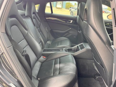 Used 2018 Porsche Panamera 4 AWD/4WD image 22