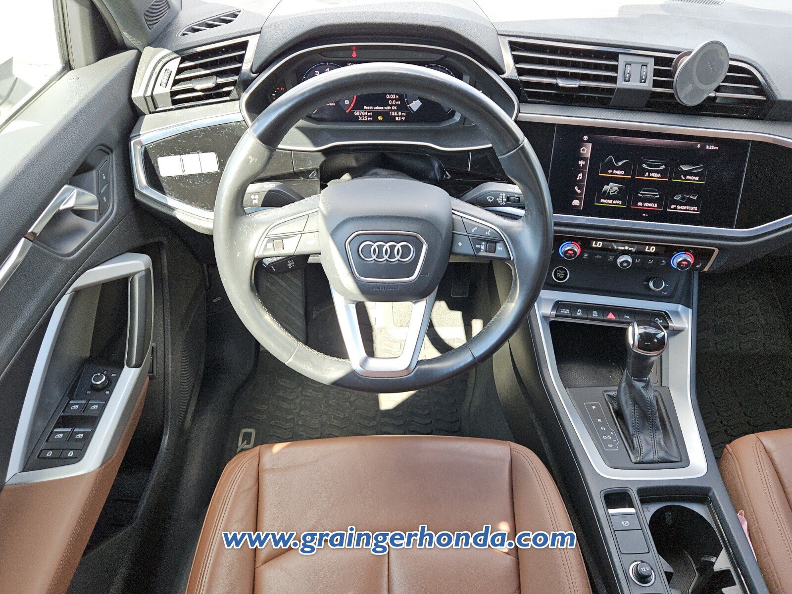 Used 2021 Audi Q3 2.0T Premium AWD/4WD image 12