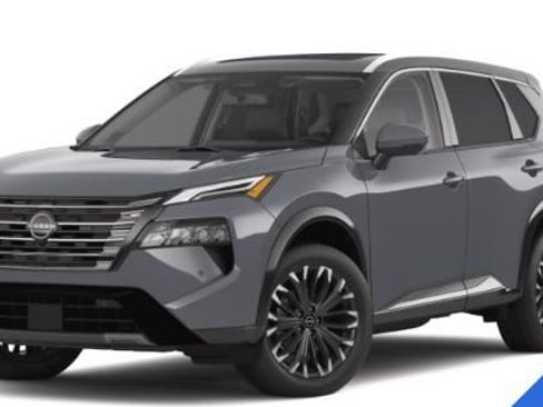 Used 2025 Nissan Rogue SV AWD/4WD image 3