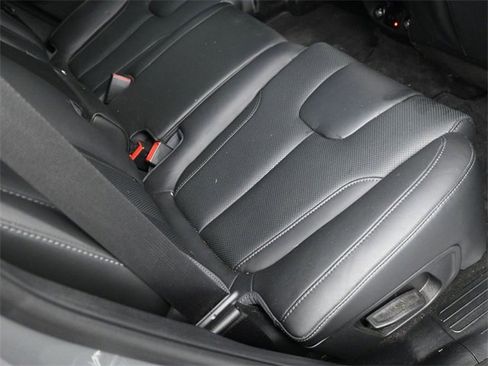 Used 2023 Hyundai Santa Fe Calligraphy image 28