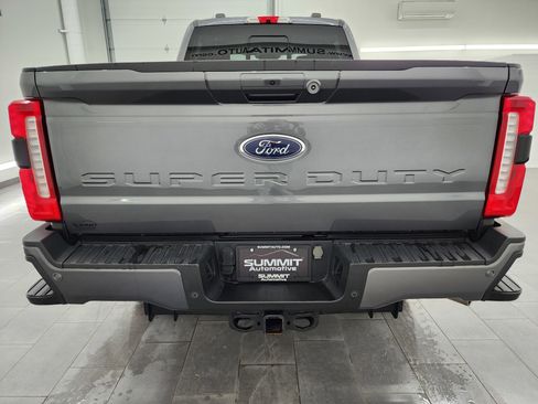 Used 2023 Ford F250 XLT w/ XLT Premium Package image 32