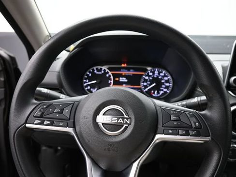 Used 2024 Nissan Sentra SV FWD image 16