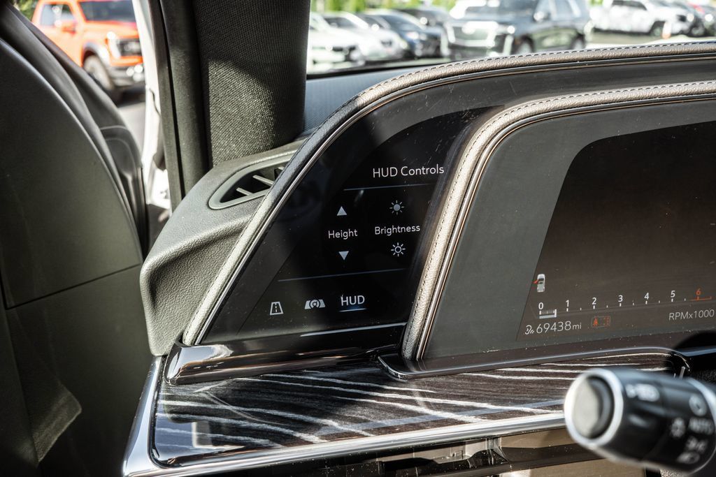 Used 2022 Cadillac Escalade Sport w/ Touring Package AWD/4WD image 19