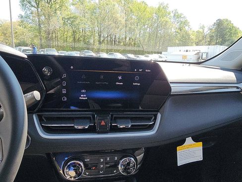 New 2026 Chevrolet TrailBlazer LT AWD/4WD image 17
