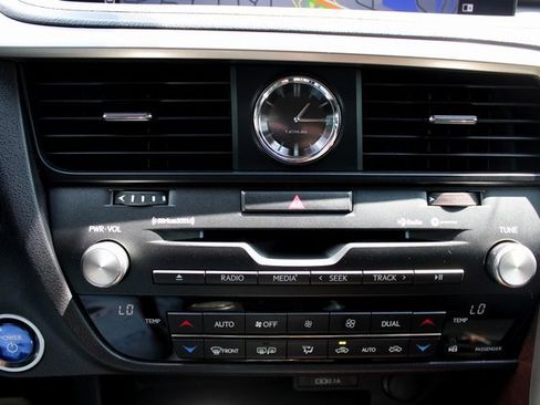 Used 2020 Lexus RX 450h AWD w/ Premium Package image 24