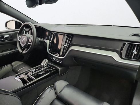 Used 2023 Volvo S60 T8 Ultimate AWD/4WD image 29
