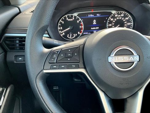 Certified 2023 Nissan Altima 2.5 SV image 19