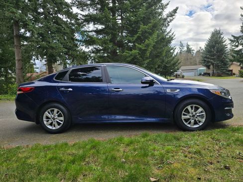 Used 2018 Kia Optima LX image 6