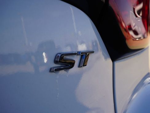 Used 2024 Buick Encore GX Sport Touring image 7