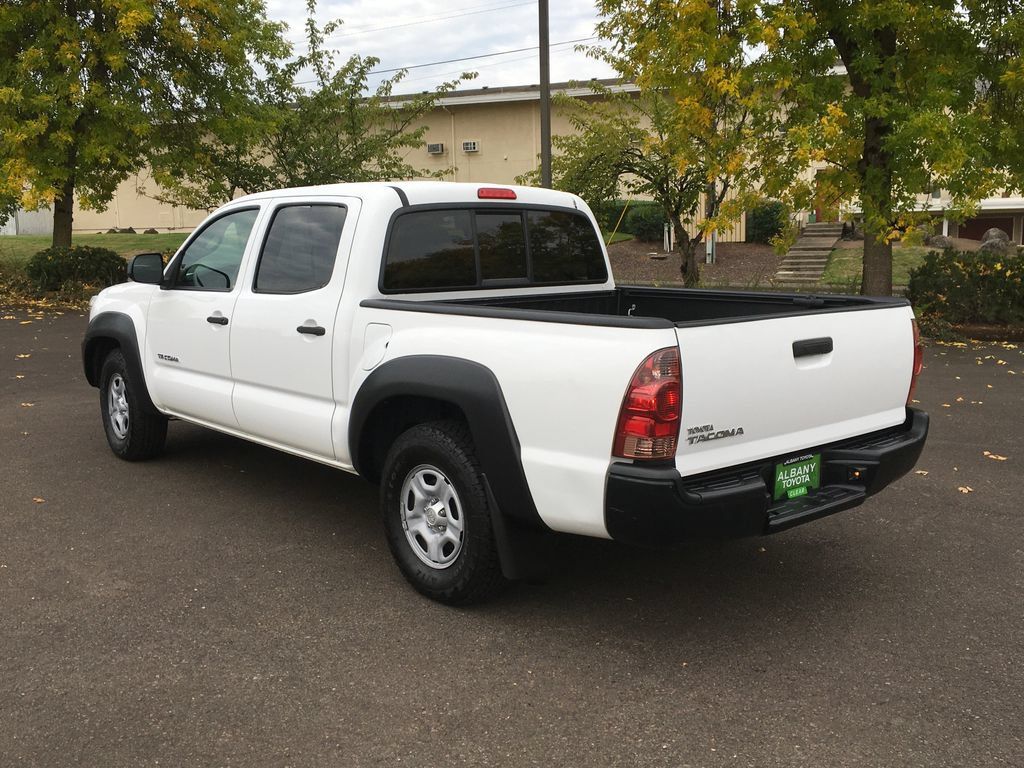 Used 2013 Toyota Tacoma 2WD Double Cab w/ Convenience Pkg image 4