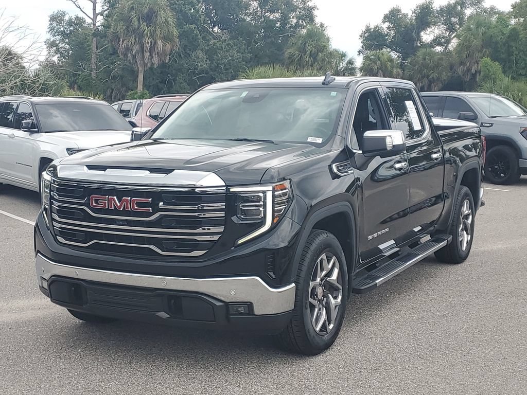 Used 2024 GMC Sierra 1500 SLT w/ SLT Premium Plus Package AWD/4WD image 3