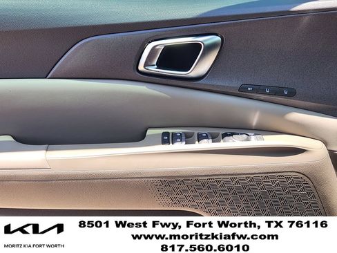 New 2026 Kia Carnival EX FWD image 16