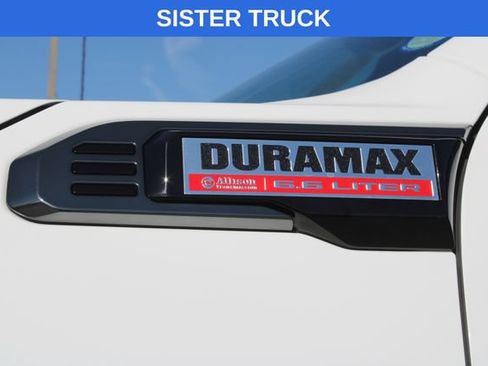 Used 2025 GMC Sierra 2500 AT4 w/ AT4 Premium Plus Package AWD/4WD image 17