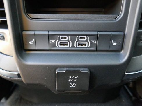 New 2026 RAM 1500 Laramie w/ Laramie Southwest Edition AWD/4WD image 18