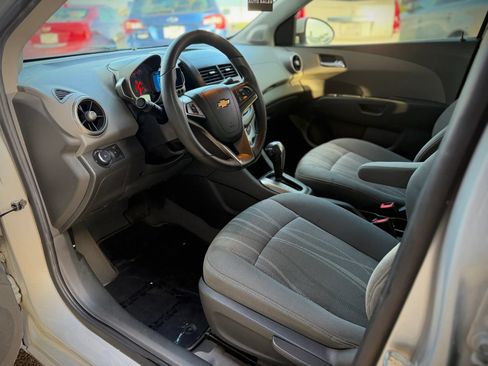 Used 2014 Chevrolet Sonic LT w/ Wheels and Fog Lamp Package FWD image 7
