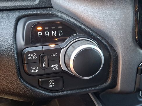 Used 2022 RAM 1500 Big Horn AWD/4WD image 30