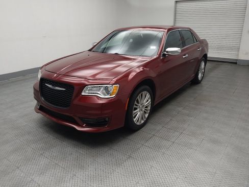 Used 2014 Chrysler 300 AWD w/ Driver Convenience Group image 2