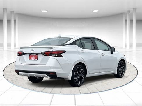 Used 2025 Nissan Versa SR w/ Trunk Package image 4