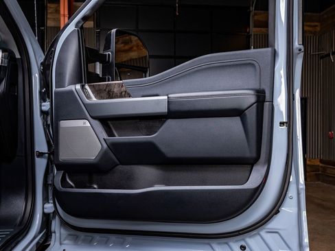 Used 2024 Ford F250 Lariat w/ Sport Appearance Package image 36