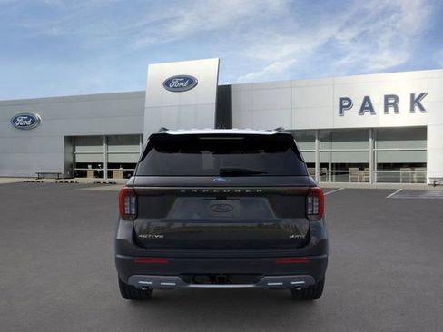 New 2026 Ford Explorer Active w/ Active Comfort Package image 5