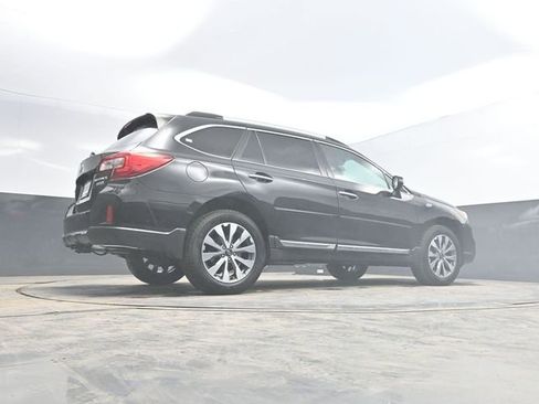 Used 2017 Subaru Outback 2.5i Touring w/ Popular Package #5A image 54