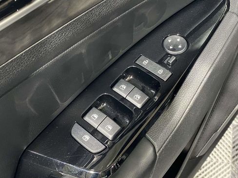 Used 2023 Kia Sportage X-Line w/ X-Line Premium Package image 19