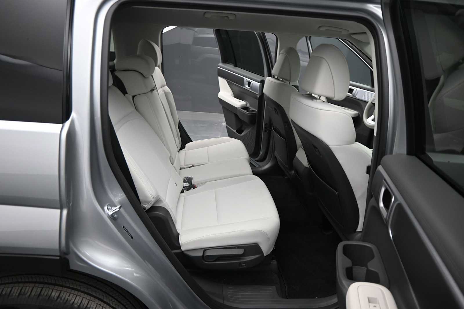Certified 2026 Hyundai Santa Fe SE FWD image 16