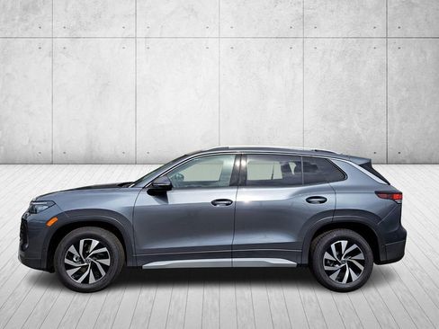 New 2025 Volkswagen Tiguan S image 8